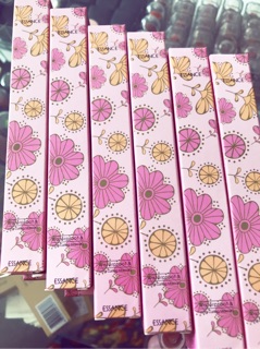Mascara ESSANCE