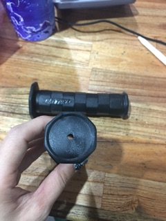 Bao tay Daytona(tặng thú nhúng)zin