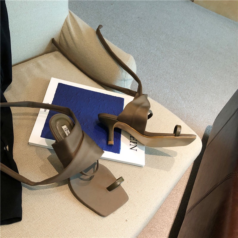 Giày cao gót vừa dày dặn mũi vuông phối dây phong cách cổ tích La Mã thời trang mùa hè cho nữ