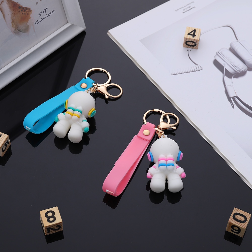 Móc Khóa Hình Phi Hành Gia Hoạt Hình Dễ Thương