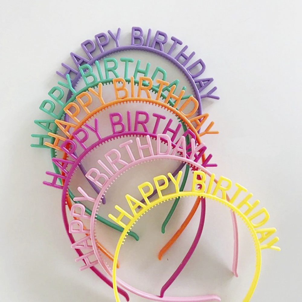 Cài tóc chữ happy birthday phong cách Hàn Quốc