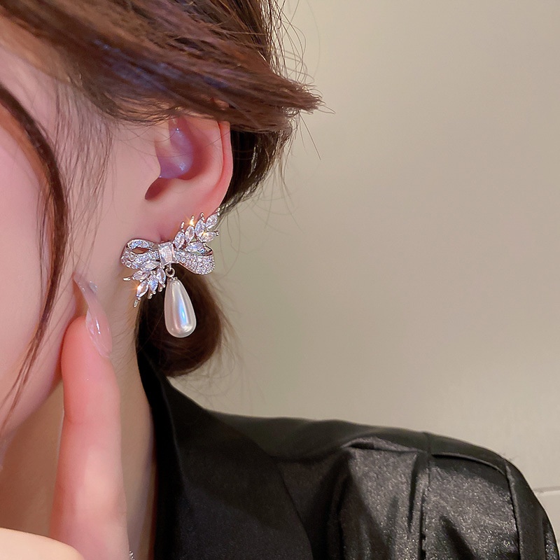 Bông Tai Bạc Hình Chiếc Nơ Đính Đá Zircon Xinh Xắn Thời Trang