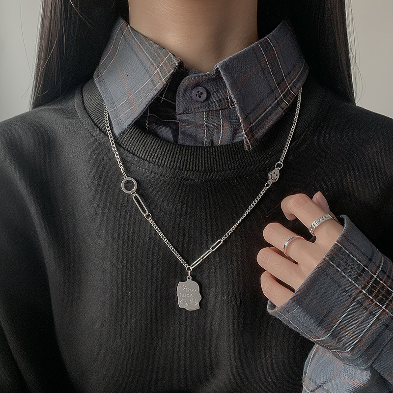 Dây Chuyền Bằng Thép Titan Thiết Kế Hình Mặt Cười Độc Đáo