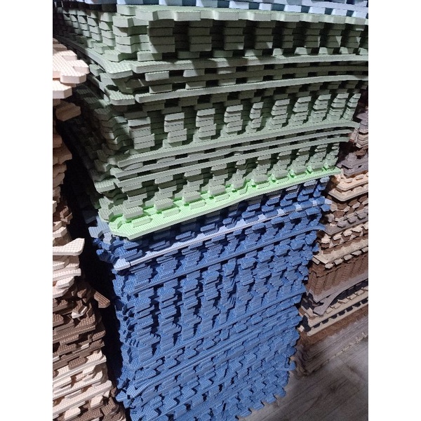 Xốp lót sàn 60x60cm ko hôi hàng thanh lý lỗi - ko chọn màu