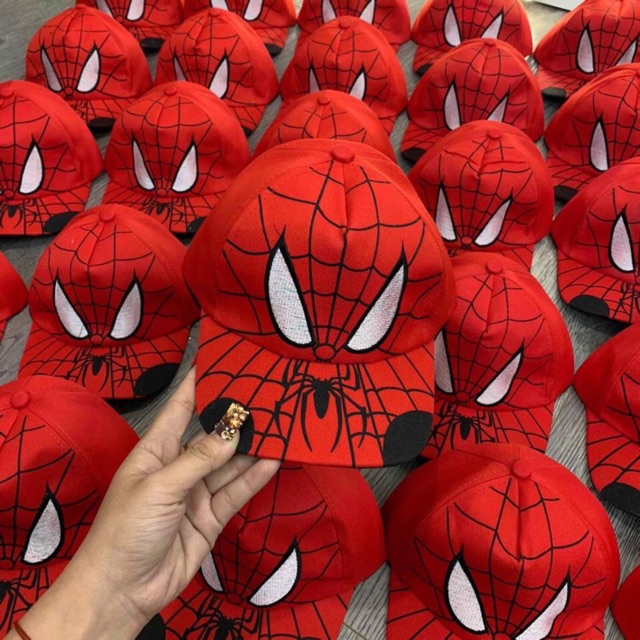 Mũ lưỡi trai Kitty và Spider Man cho bé