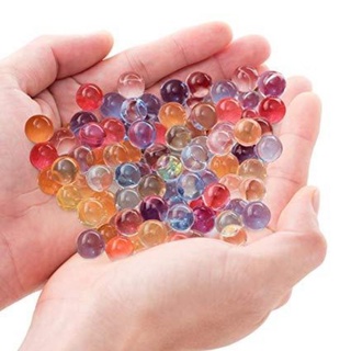 1 gói hạt nở kèm thú nhiều màu