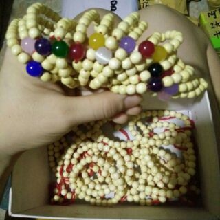 Vòng dâu tằm mix đá phong thủy