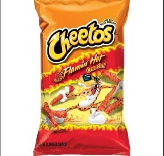Bánh Crunchy Flamin Hot Cheetos 266g