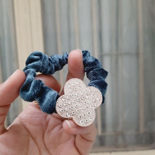 Cột tóc vải nhung đính hạt thời trang (được chọn mẫu)