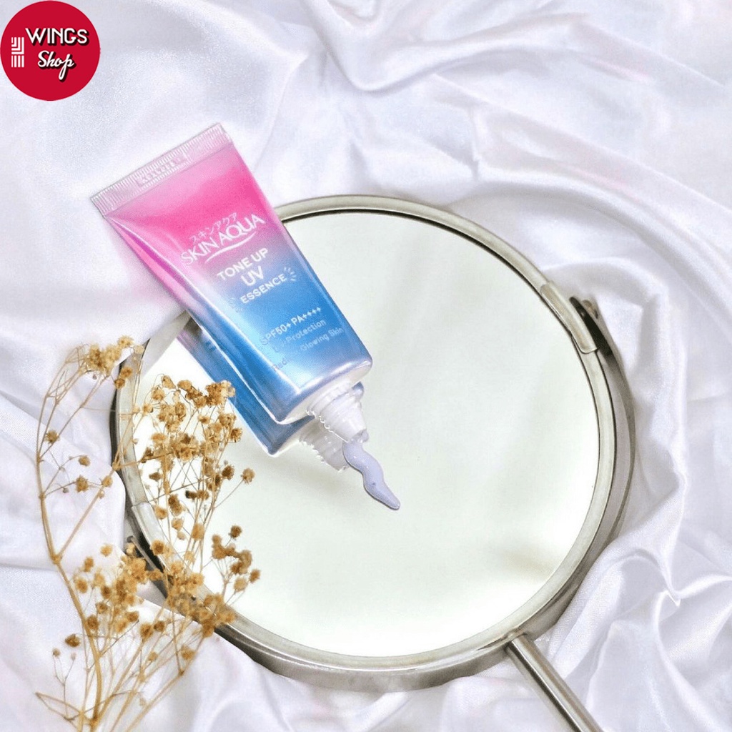 Tinh chất chống nắng nâng tông dành cho mọi loại da Sunplay Skin Aqua Tone Up UV Essence Lavender SPF50+ PA++++ (50g)