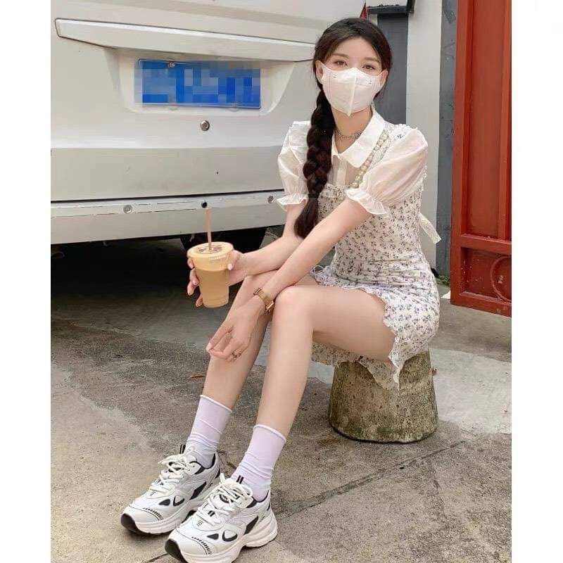 Set đầm hoa kèm áo sơmi bèo