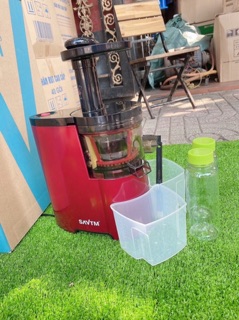 Máy ép chậm trái cây