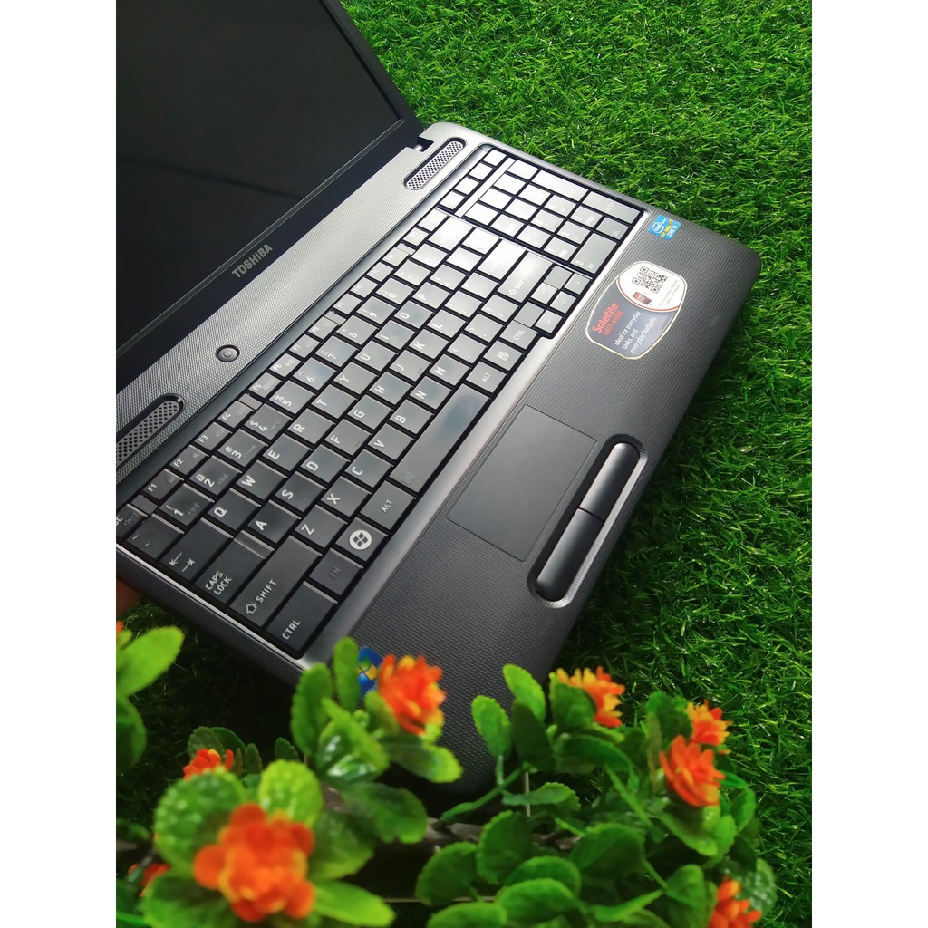 Laptop Core i3 i5 giá rẻ Các Hãng / Ram 4gb / HDD 320gb / Pin ~2h / Máy Zin, Đẹp.