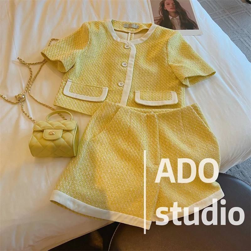 SET DẠ VÀNG CHANH ÁO PHỐI NÚT KÈM SHORT VIỀN TRẮNG