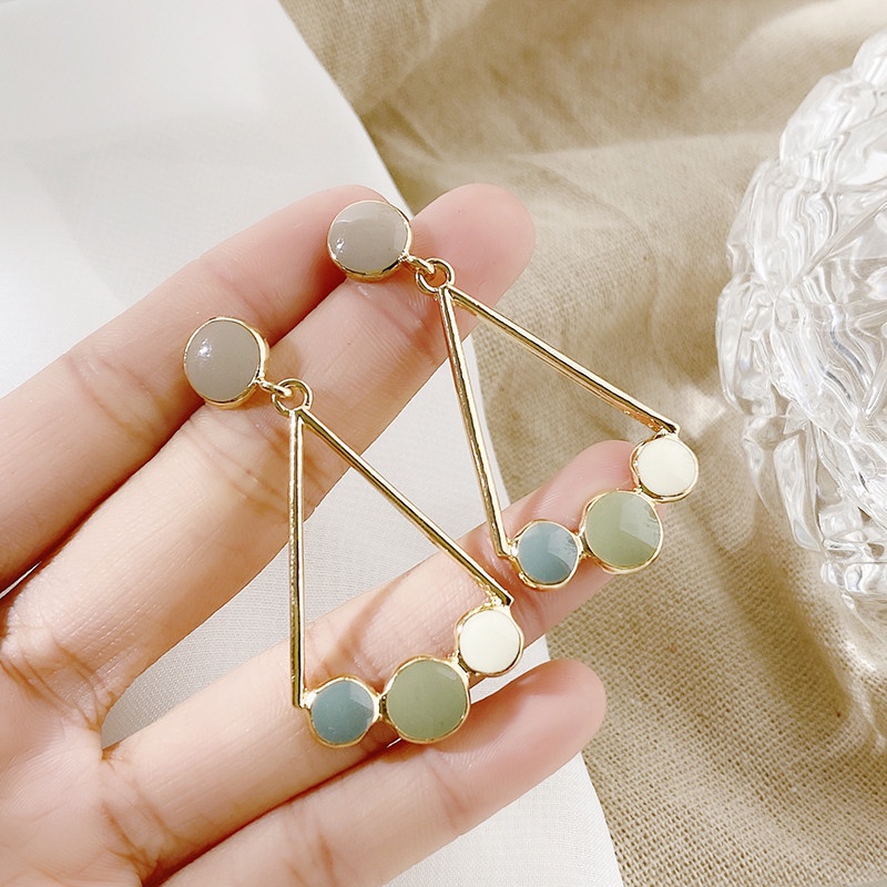 Khuyên Tai Hình Tam Giác Thời Trang Hàn Quốc