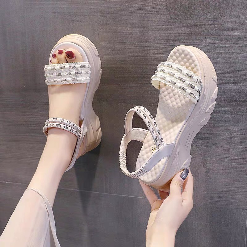 Sandal nữ đế bánh mì 5 phân quai chun phối đá (Mã 9588)