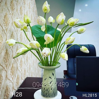 Lọ hoa dáng MẶT HỒ cao 28cm. Hàng sứ Bát Tràng