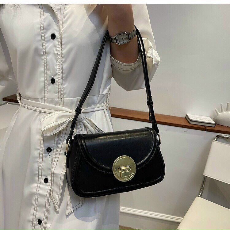 Túi đeo chéo đeo vai hình thang khóa tròn da bóng mềm cực xinh 1034