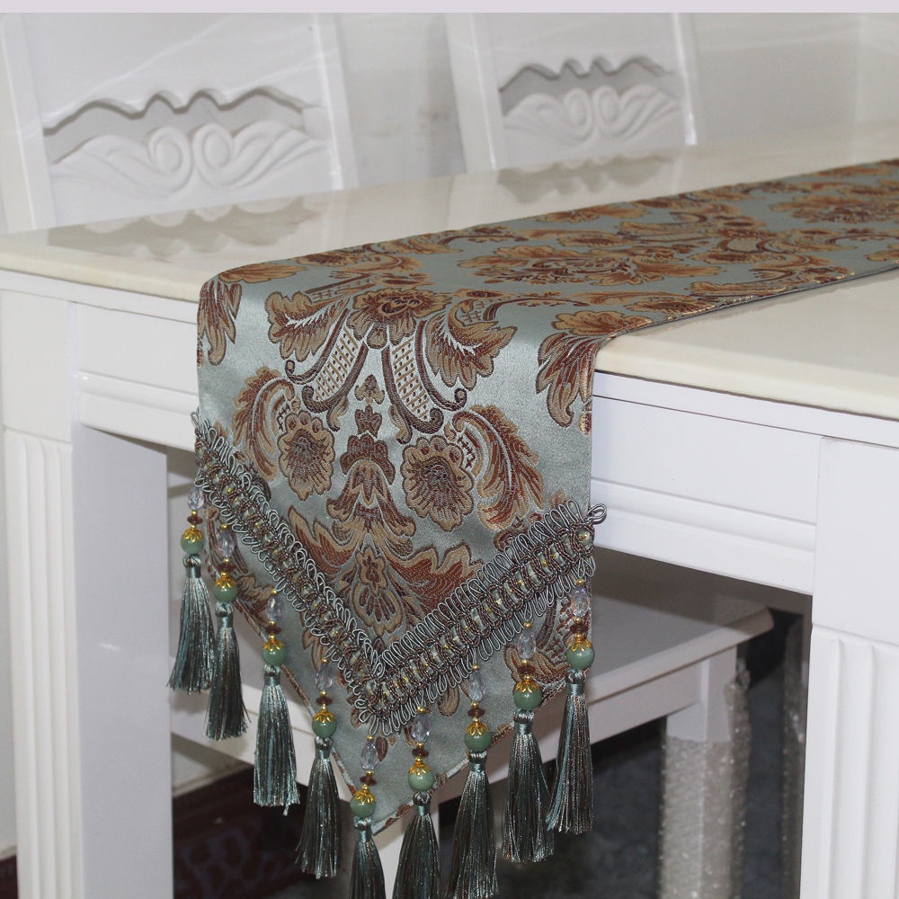 Khăn trải bàn thêu họa tiết phong cách Âu Mỹ sang trọng