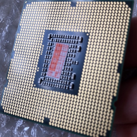 CPU XEON E5-2650v2 sk2011 +keo new 99% vàng long lanh bảo hành 3 năm