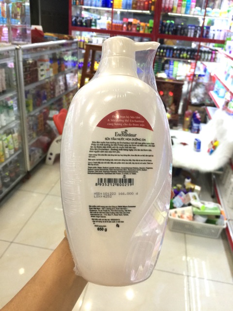 Sữa tắm Enchanter 650g