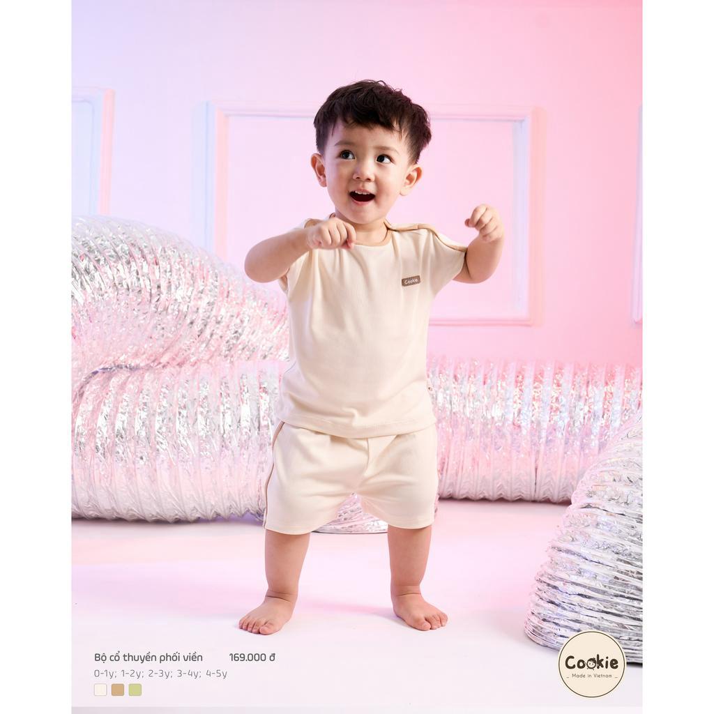 Bộ quần áo trẻ em cộc tay cổ thuyền phối viền COOKIE size 1-5y: caramel, sữa