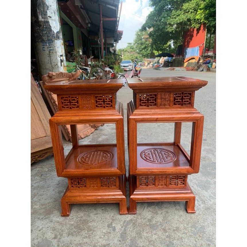 Đôn đèn gỗ hương đá