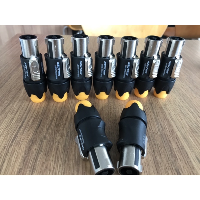 Jac loa sân khấu Neutrik bọc inox, giá 1 cặp