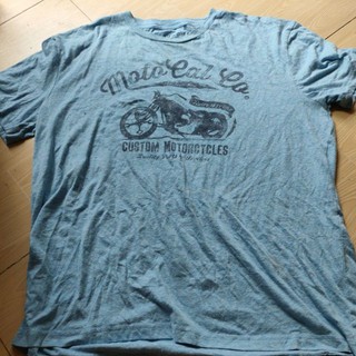 thế giới áo thun mỹ loại 2 hand