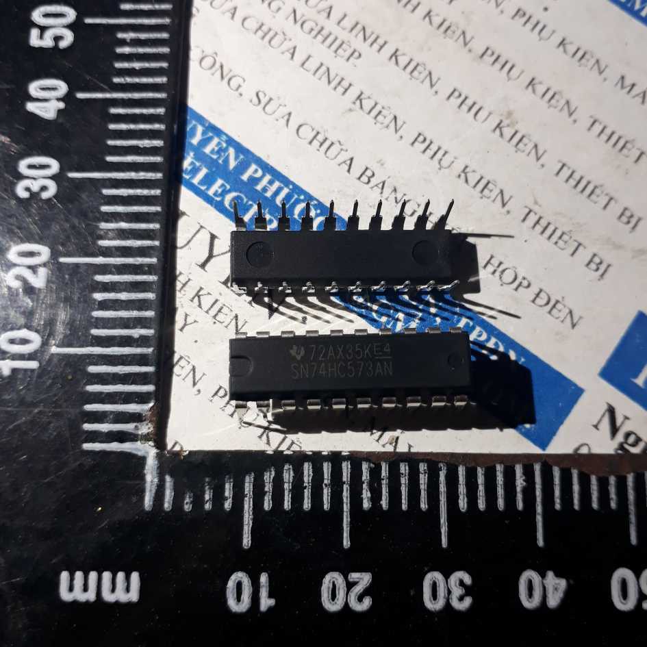 3 con SN74HC573AN 74HC573 DIP20 TI IC đệm dòng, không đảo 8 cổng kde2658