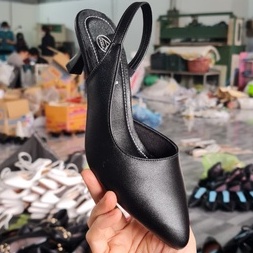 Giày Nữ 5 Phân Chất Da Mềm Đế Xịn Khoét Eo Phong Cách Chuẩn VNXK Đi Êm Lên Chân Đẹp Xỉu Giá Tại Xưởng Bảo Hành 6 Tháng