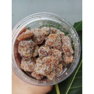 Me ngào đường muối ớt