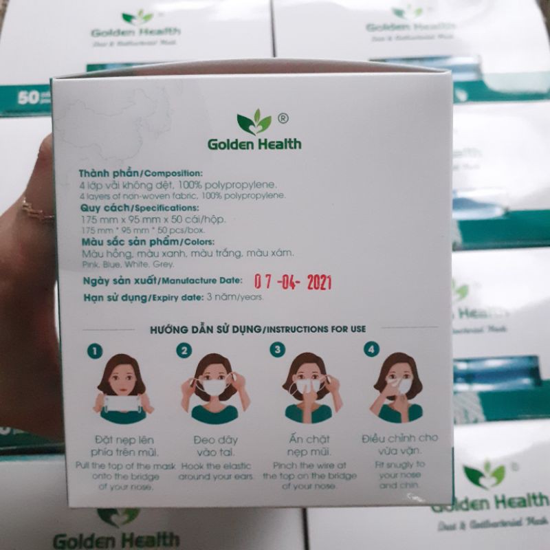 [Hộp 50 cái] Khẩu trang y tế 4 lớp kháng khuẩn màu xanh Golden Health