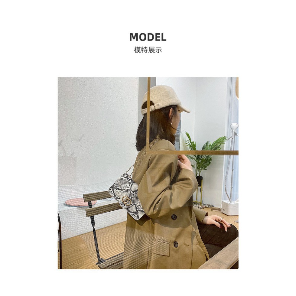 Túi xách nữ đeo chéo mini họa tiết da trăn phong cách Retro- DC08 túi đeo vai T.xách Chip Xinh | BigBuy360 - bigbuy360.vn