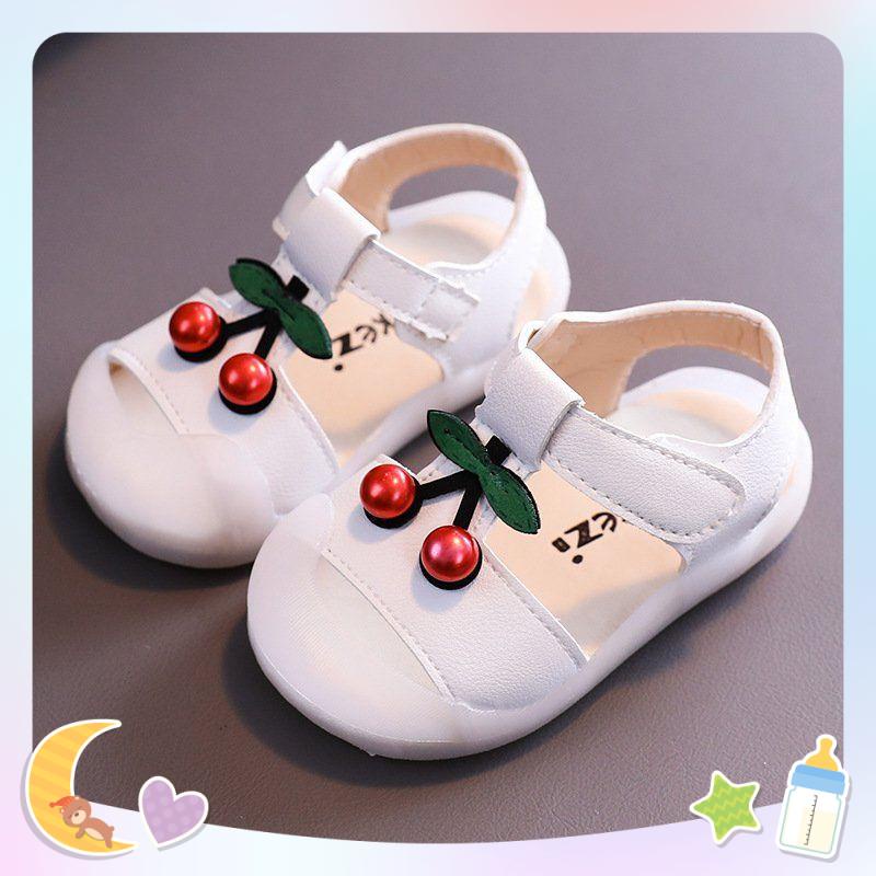 Sandal bé gái tập đi đế mềm mũi cong hình cherry siêu yêu