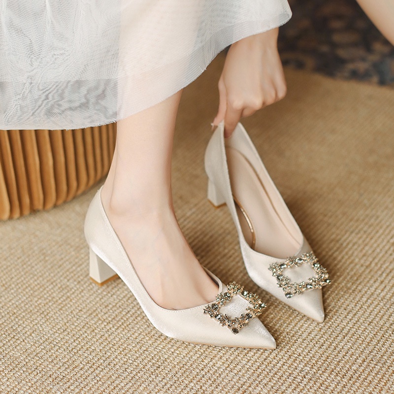 Giày Cao Gót 6.5cm Mũi Nhọn Quyến Rũ Thời Trang Phong Cách Hàn Quốc