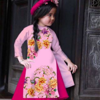 Áo dài cách tân hoa anh đào.