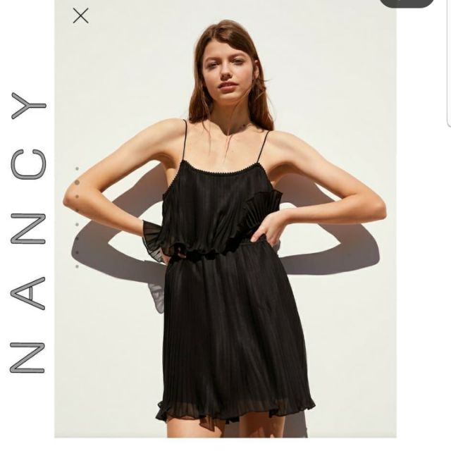 ĐẦM ZARA HAI DÂY XẾP LI