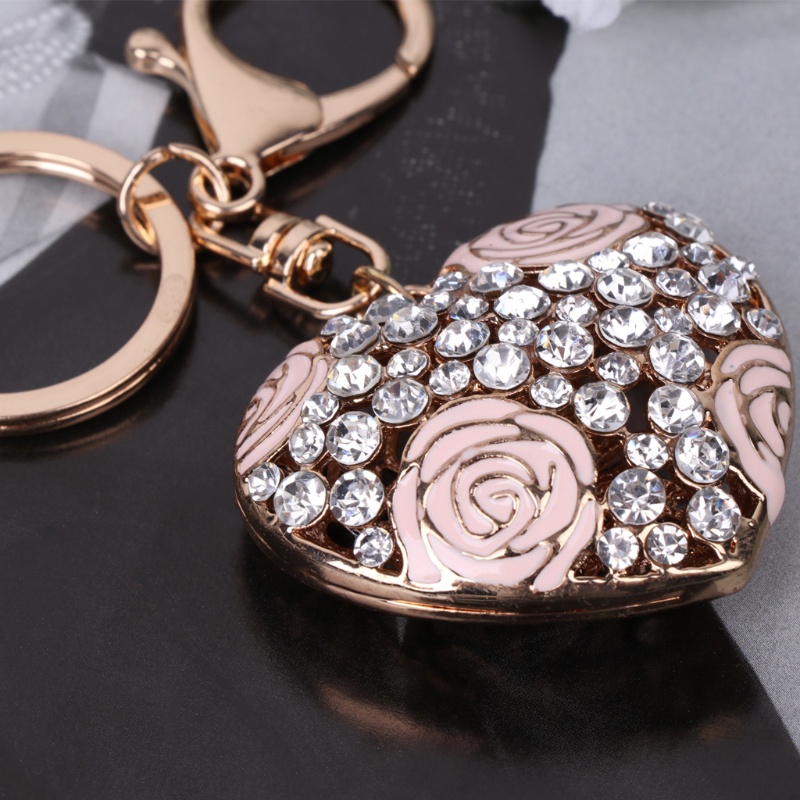 Móc Khóa Hình Trái Tim Đính Đá Phong Cách Thời Trang