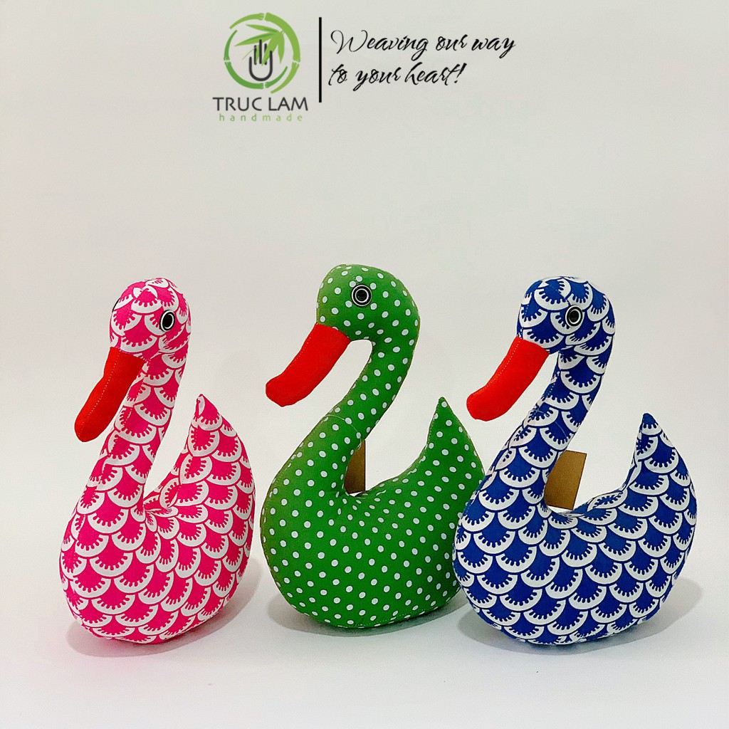 Đồ Chơi Cho Bé Thú Nhồi Bông Hình Con Thiên Nga Vải Hoa Bông Gòn Bông Sạch – Trúc Lâm Handmade