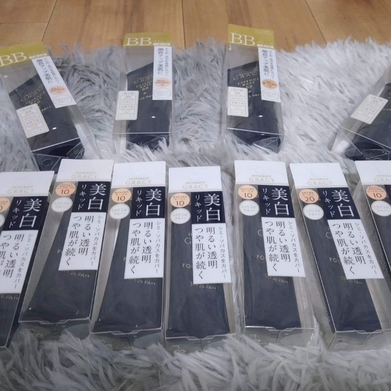 Kem nền Shiseido Integrate Gracy White Liquid Foundation 25g