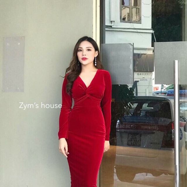 Đầm body xoắn ngực tay dài