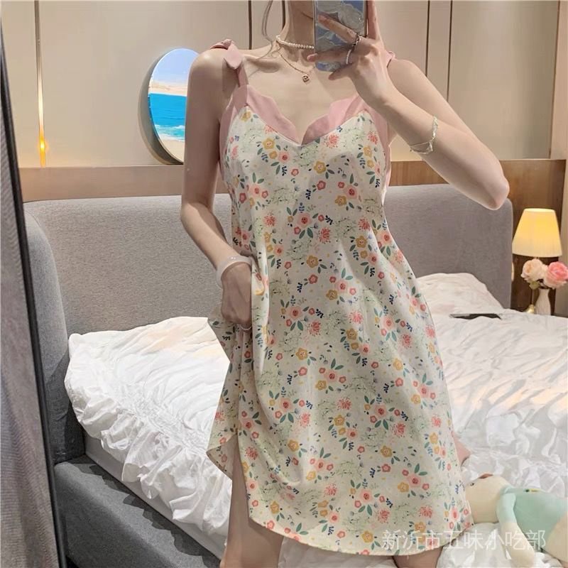 Đầm Ngủ Hai Dây Màu Ngọc Lục Bảo Phong Cách Hàn Quốc Quyến Rũ Cho Nữ