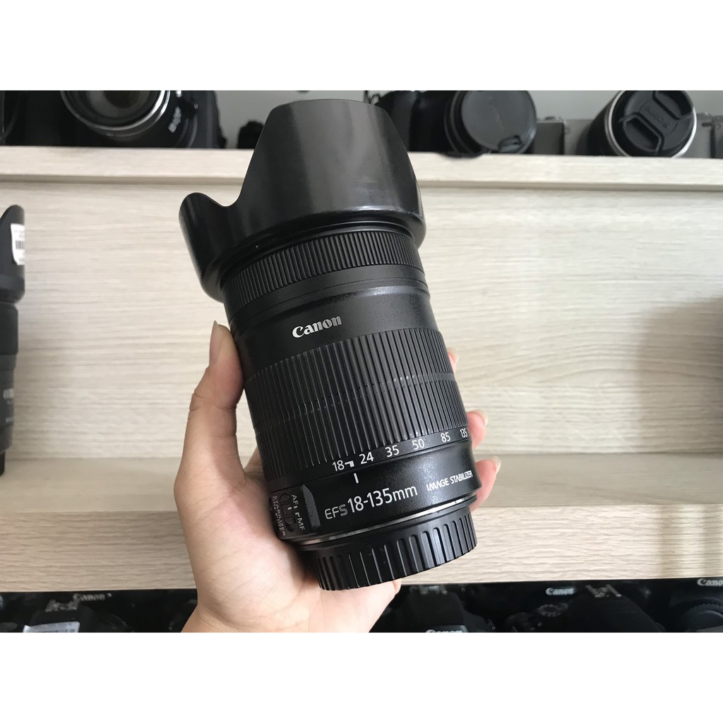 Ống kính Lens Canon EF-S 18-135mm F/3.5-5.6 IS