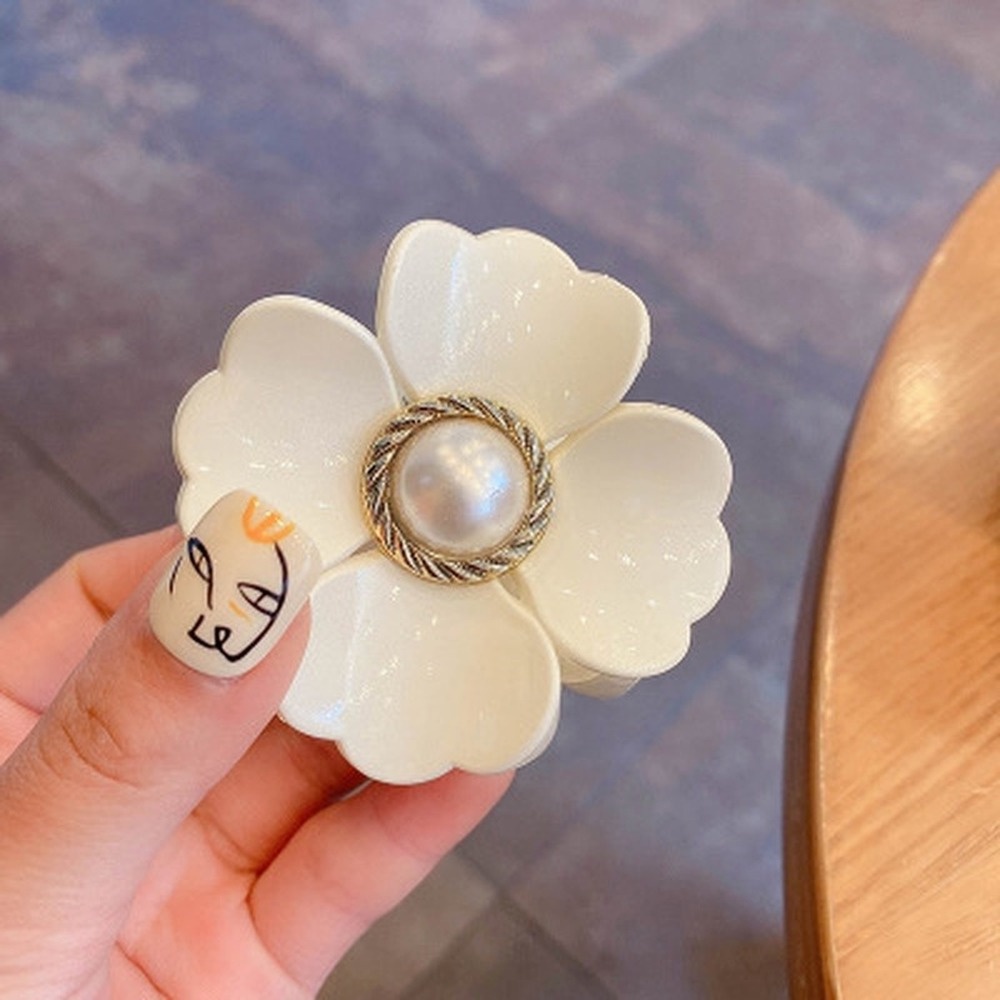 Kẹp Tóc Hình Cá Mập Đính Hoa / Hoa Quyến Rũ Bắt Mắt Cho Nữ