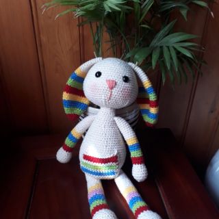 Thú len handmade- Thỏ cầu vồng