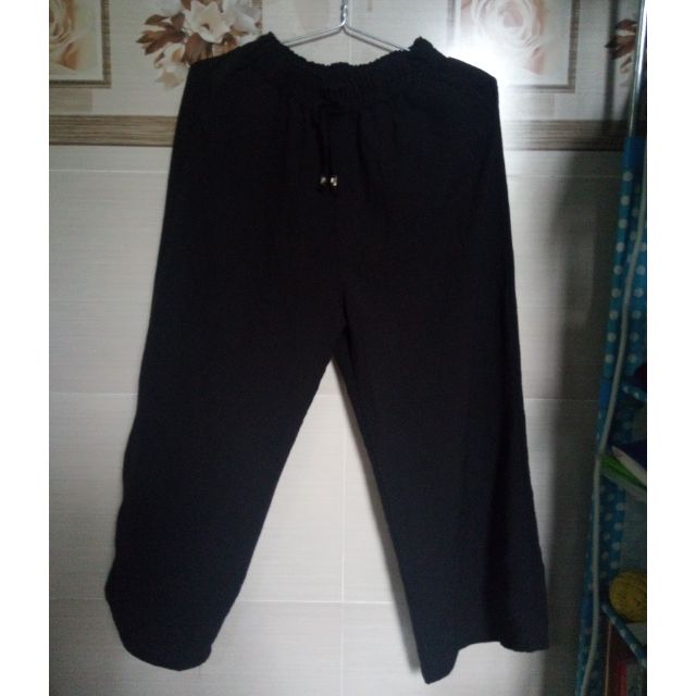 Quần ống rộng culottes đen