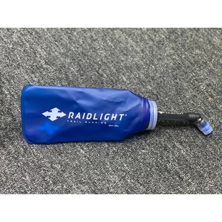 Bình nước mềm Raidlight 600ml có vòi để vest Raidlight