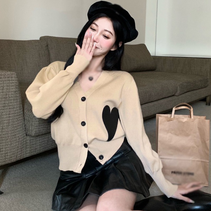 Áo khoác cardigan dệt kim dáng rộng họa tiết trái tim xinh xắn cho nữ
