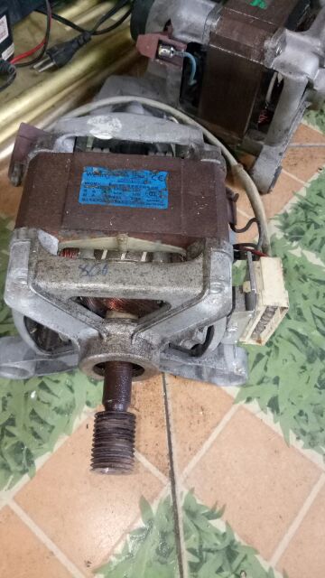 Mô tơ máy giặt cửa ngang chạy chổi than siêu khỏe